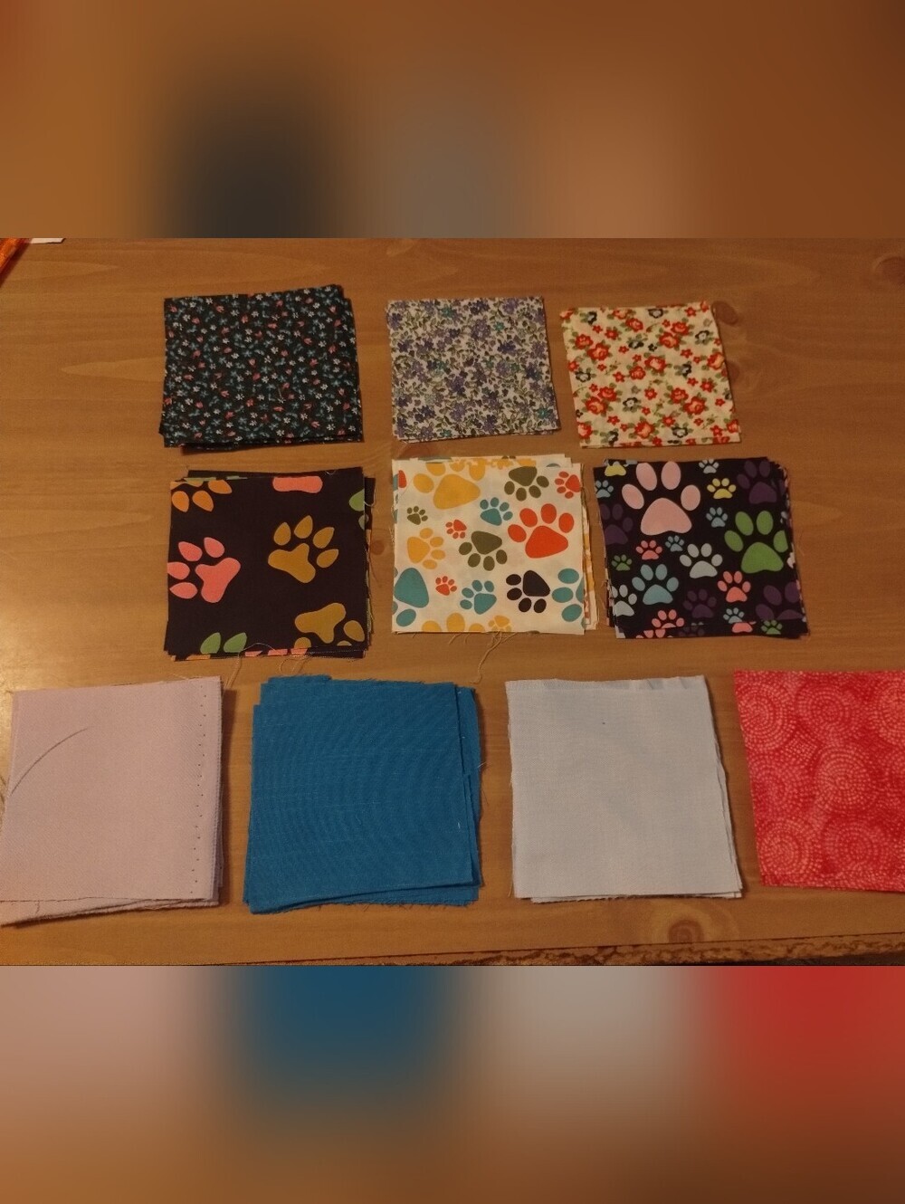 50 PC Fabric Squares Bundle 4x4 Paw Print Floral Quilt Sewing Craft Scrap Fabric